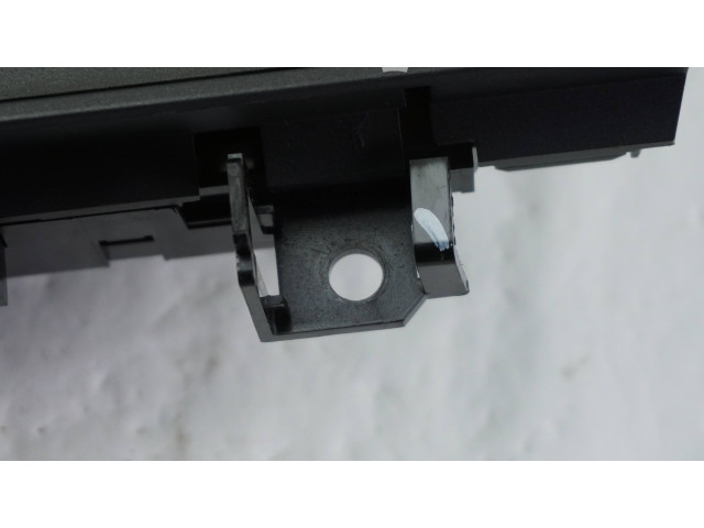 Блок управления климат-контролем 8682930 Volvo S60