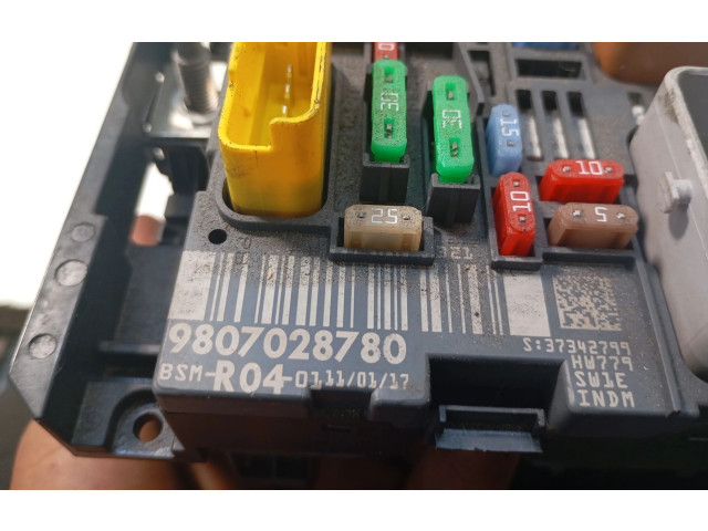 Pojistková skříňka 9807028780 Citroen Berlingo 2018