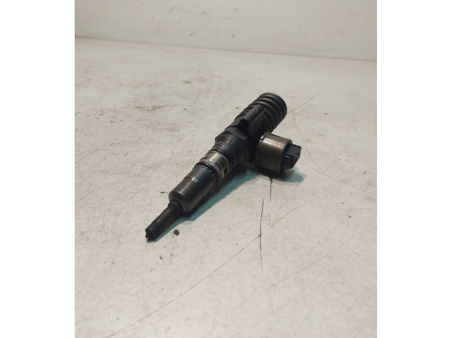 Форсунка 03G130073G    Volkswagen Golf Plus  BKD 