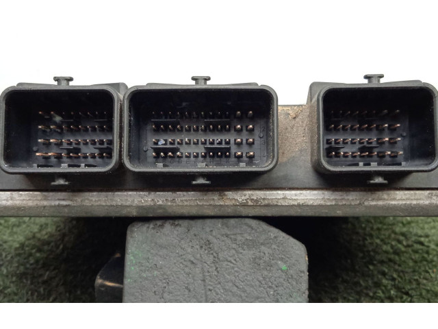 Блок управления BOSHC, EDC15C2   Citroen C8