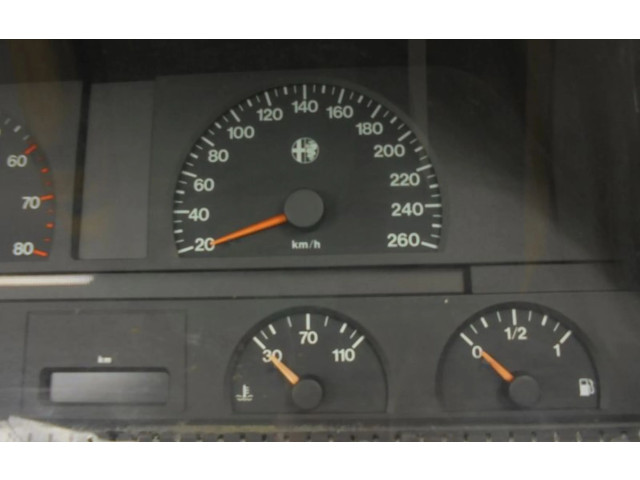 Přístrojová deska Alfa Romeo 164 1993 60589485