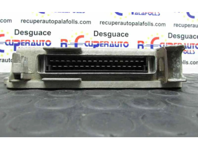 Блок управления двигателем Блок управления 7700104481   Renault Clio I