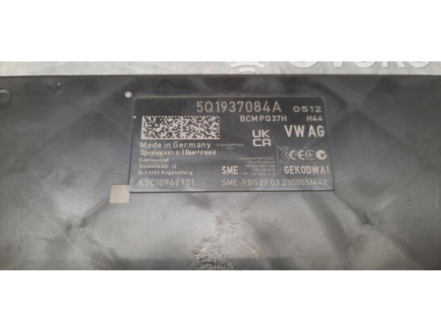 Блок комфорта 5Q1937084A Audi A1