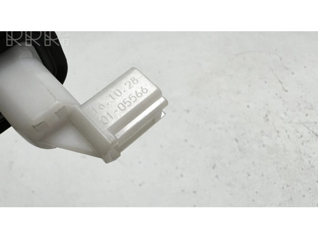 Передний датчик открытия / закрытия двери (крыло)