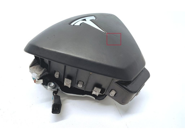 Подушка безопасности водителя 1036779-01-B Tesla Model S