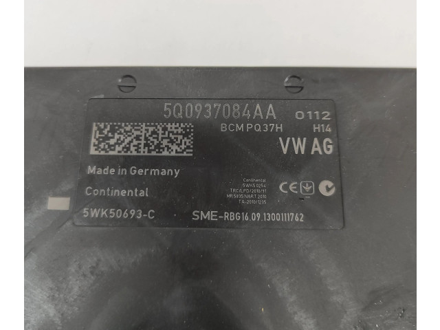 Блок комфорта 5Q0937084AA, 5WK50693   Skoda Octavia Mk3 (5E)   