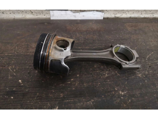 Поршень CXXB 03L105401A, 03L105401A Skoda Octavia Mk3 (5E)