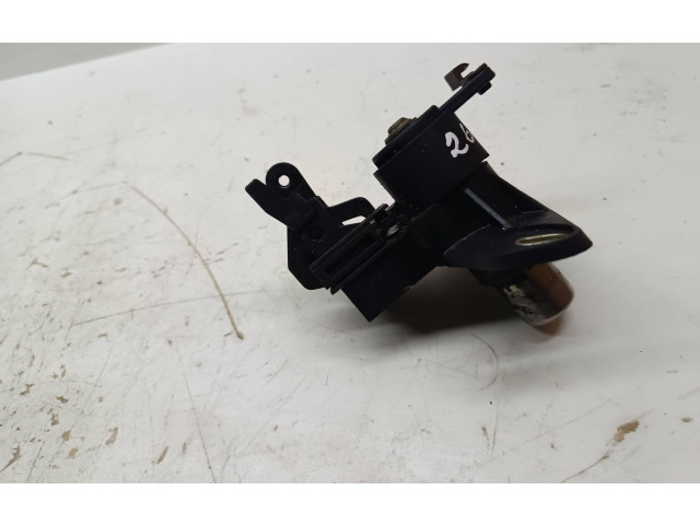 Zámek zadních dveří Opel Zafira A 2000