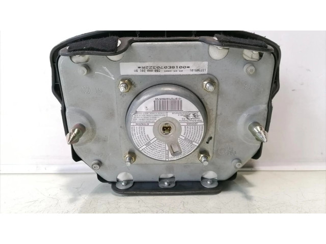 Подушка безопасности водителя 3B0880201BM Volkswagen Golf Cross