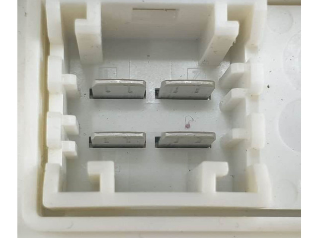 Блок предохранителей A1569003203, A2C7384641100 Infiniti Q30