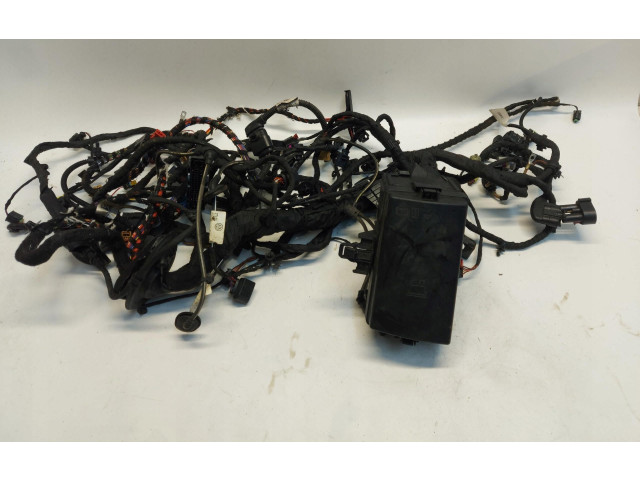 Блок предохранителей 5q0971499 Audi Q3 F3