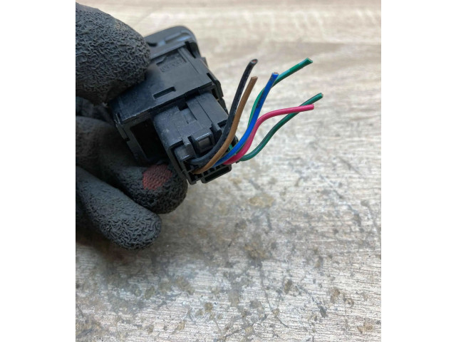 Переключатель дворников 93700M2400, 93700M2300 Mitsubishi Space Wagon