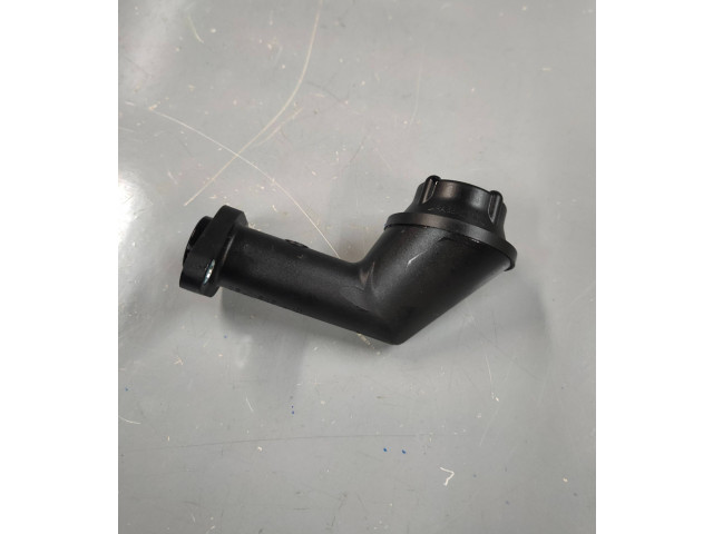 Масляный насос  DTRD 05L115251A  Skoda Octavia Mk4 