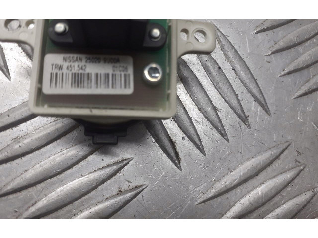 Дисплей 25020-9U00A Nissan Note (E11)