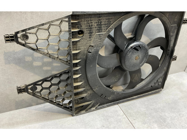 Вентилятор радиатора 6R0121207Q Skoda Rapid (NH)