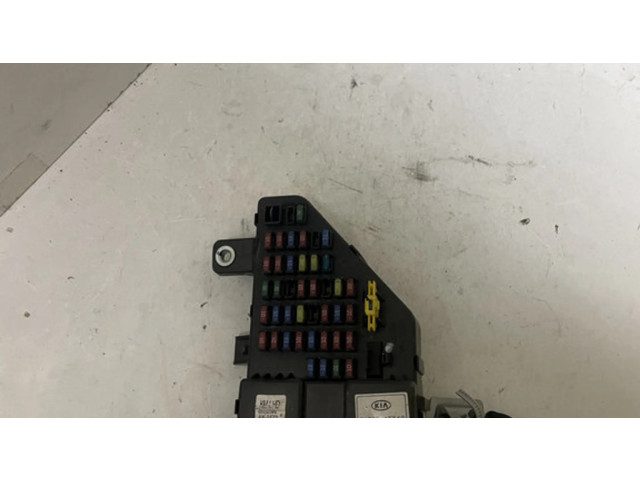 Pojistková skříňka 919501F510 KIA Sportage 2005