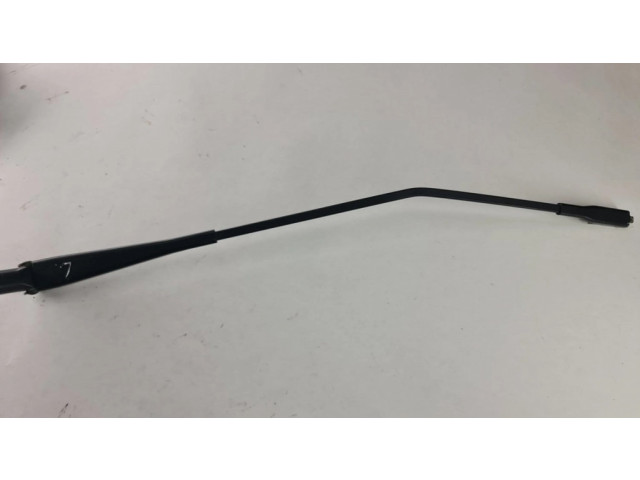 Ножка стеклоочистителей лобового стекла