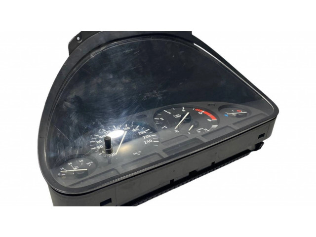 Přístrojová deska BMW 5 E39 2001 6907018, 62116907018