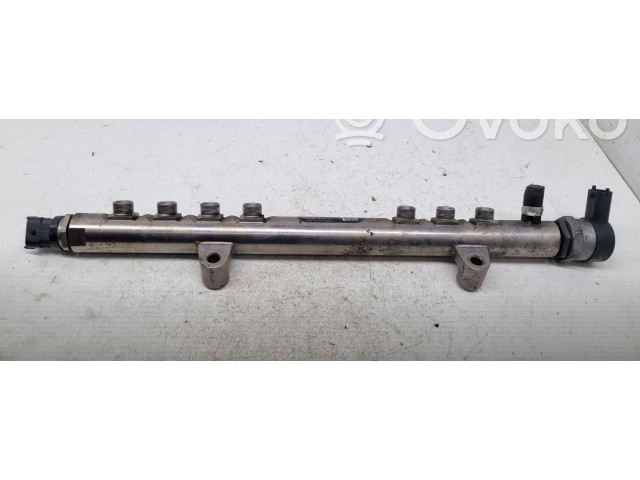 Vstřikovací lišta 0445215025, 30777759   Volvo V40 Cross country  pro naftový motor 2.0  