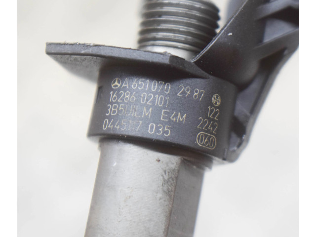 Vstřikovač A6510702987, 0445117035   Mercedes-Benz GLC X253 C253    OM 651.921 