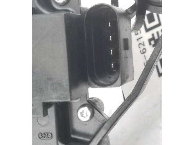 Моторчик заднего дворника 1T0955711A, V5-6215R    Volkswagen Touran I