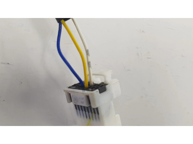 Зеркало электрическое правое Mitsubishi L200 2006-2014 года