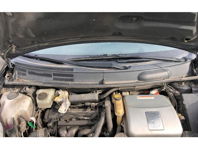 Přístrojová deska Toyota Prius (XW20) 2006