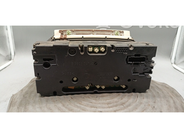 Панель приборов 5411004600, 5392324740   Volkswagen Golf III       