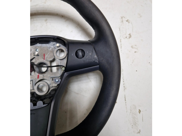 Руль Tesla Model Y 2020 - года 1626599