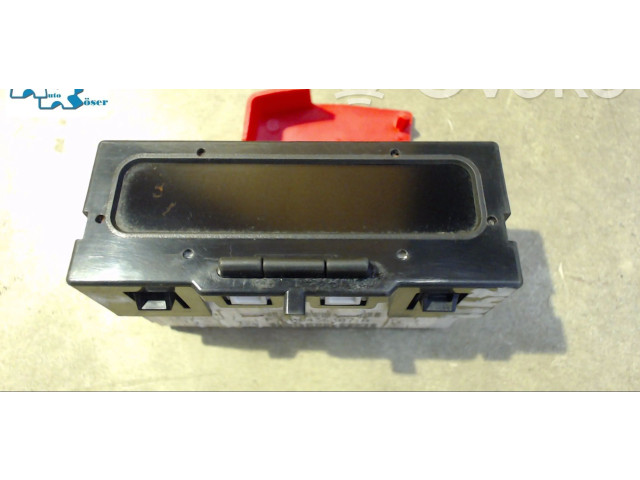 Дисплей    P7700436307   Renault Clio I