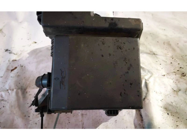 Блок предохранителей 512270028, 51227-0028 Mitsubishi Grandis