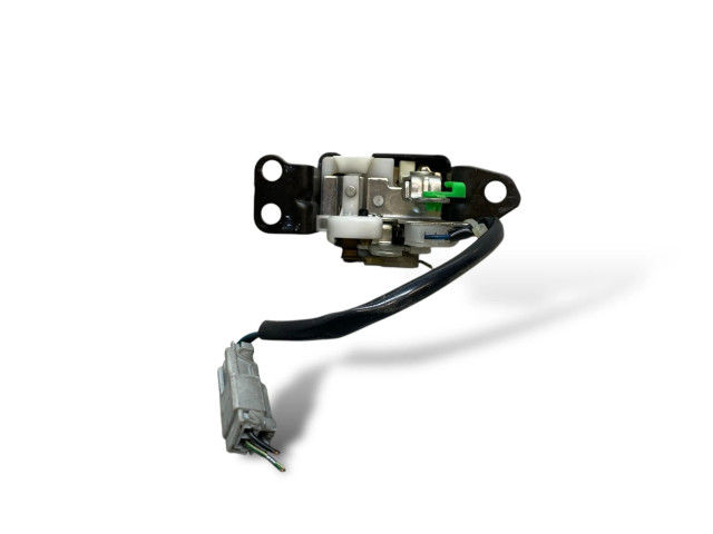 Замок багажника     Honda CR-V 2002 - 2006 года