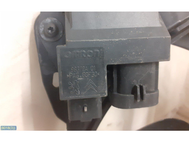 Вентилятор радиатора     98372A01    Citroen C4 Cactus 