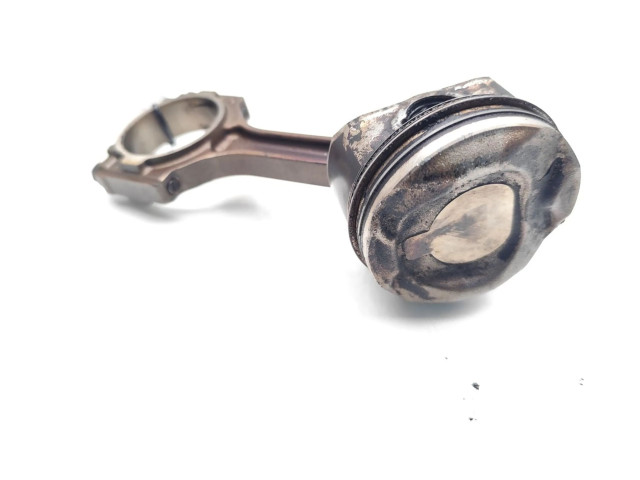 Píst 15E4E MG HS 15E4E