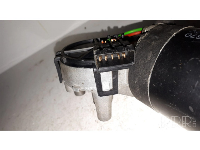 Двигатель стеклоочистителей