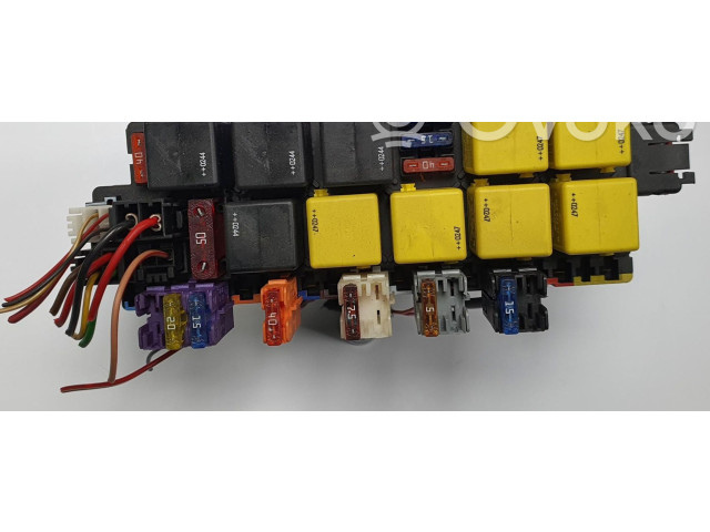 Блок предохранителей A0325458232 Mercedes-Benz S W220