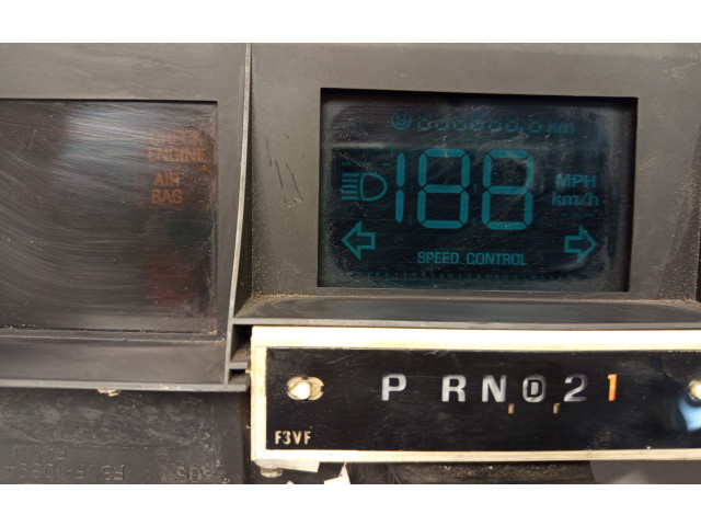 Přístrojová deska Lincoln Town Car 1994 F3VF10849FA