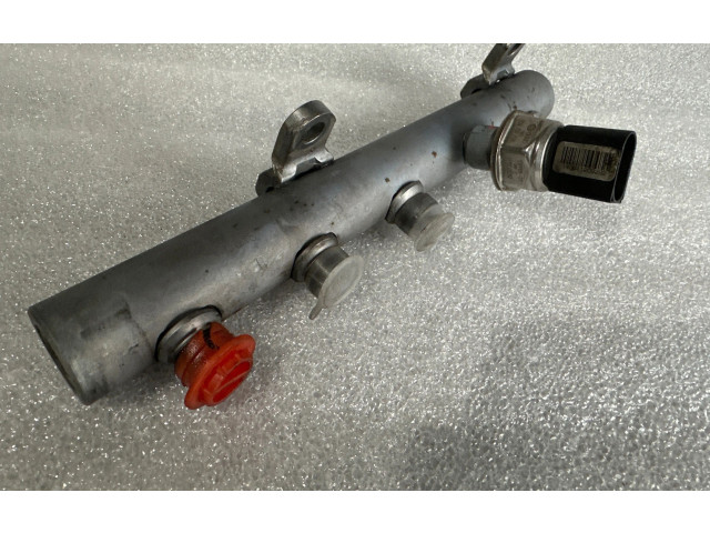 Vstřikovací lišta 059130090AB, 057130764C   Audi Q7 4L    BUG 