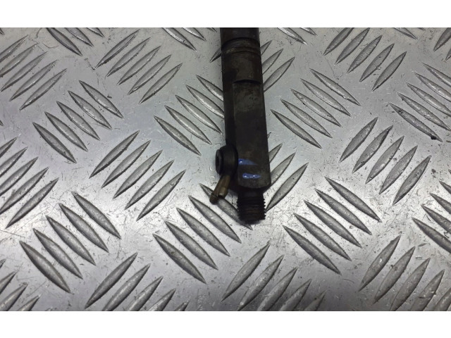 Комплект форсунок 074130201Q    Volvo S80   