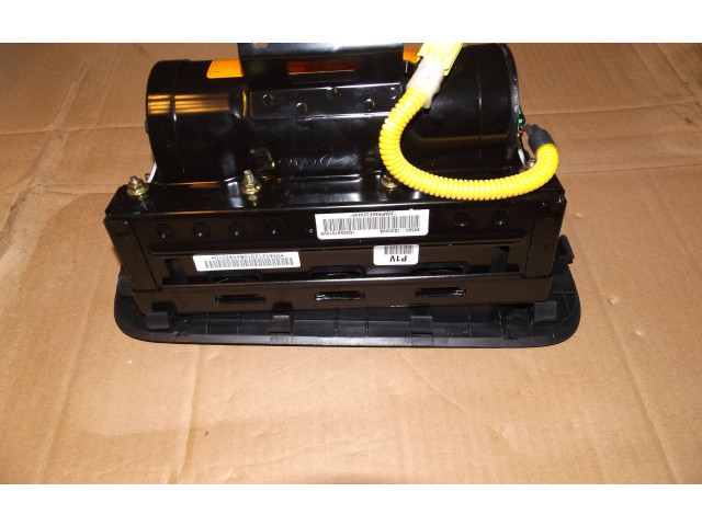 Подушка безопасности пассажира    KIA Rio