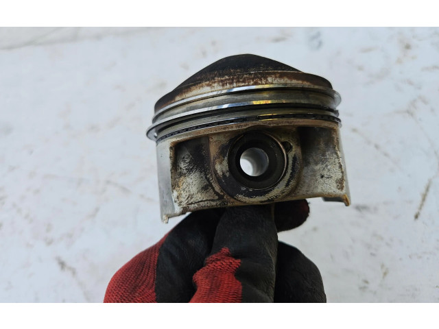 Поршень с шатуном 066DN Audi A6 C7