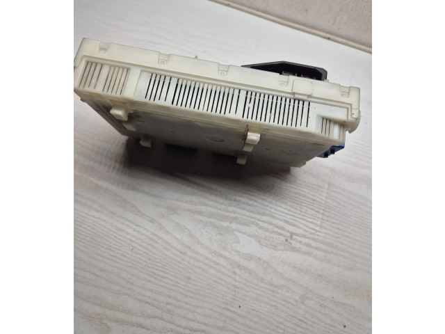 Блок предохранителей 7G9T14C256FA, 30765624AE Volvo V70