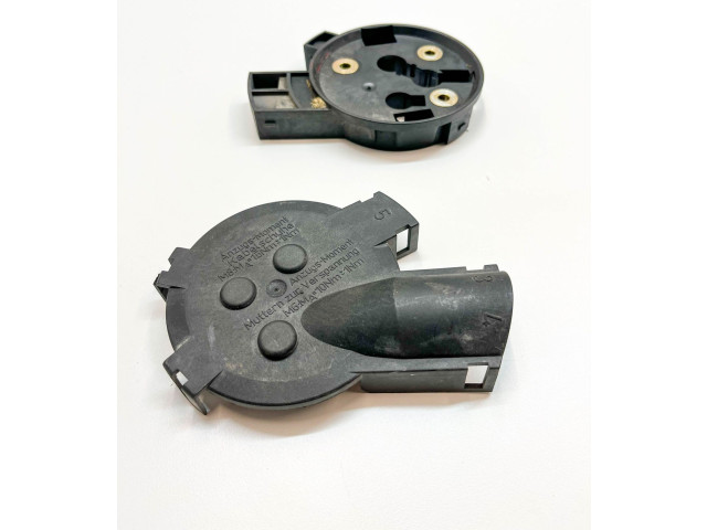 Блок предохранителей A2305450103, A2305450030 Mercedes-Benz SL R230