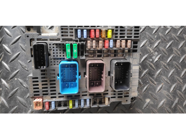 Pojistková skříňka Řídící jednotka BSM 9810296480   Peugeot 508 2014