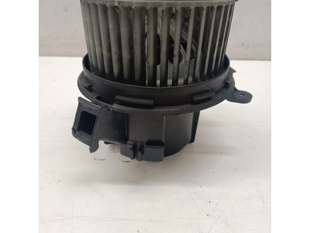 Вентилятор печки       Mercedes-Benz E W212