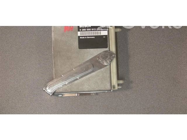 Блок управления двигателя    Volvo 940