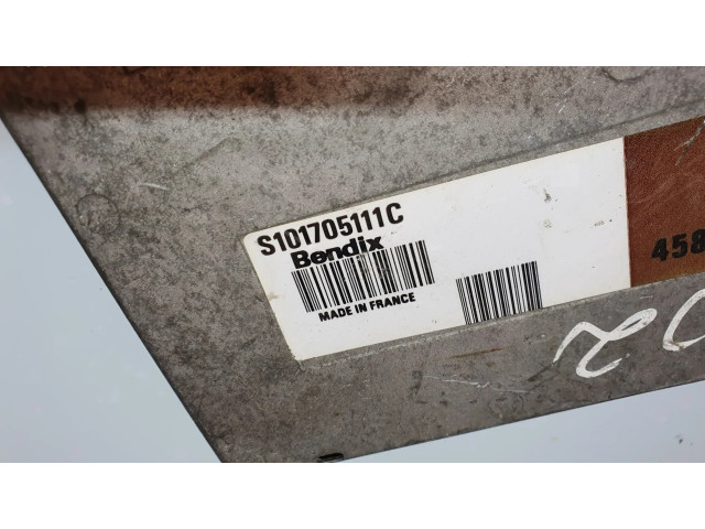 Řídící jednotka S101705111C, 458980 Volvo 460 1993