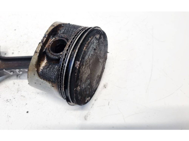 Píst Chrysler Voyager