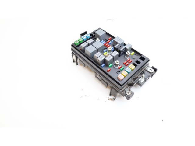 Блок предохранителей Saab 9-7X