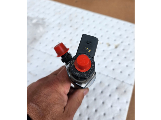 Форсунка 04L130277AE, 0445110471 Audi A3 S3 8V